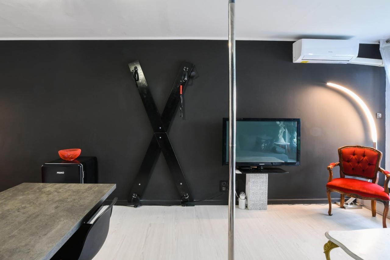 Le Cherubite: Entre Erotisme Et Baroque #Sexroom #Bdsm La Grande Motte Dış mekan fotoğraf